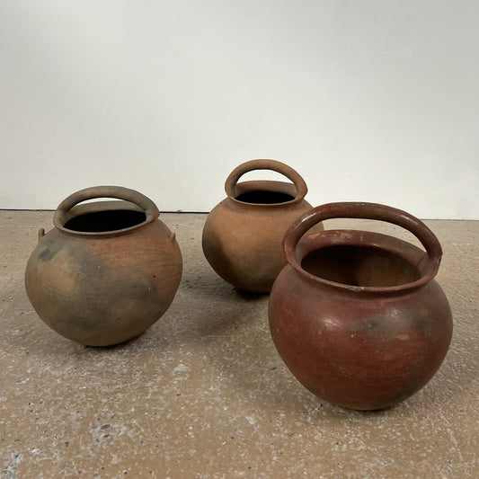 Pot with Top Handle, no 1